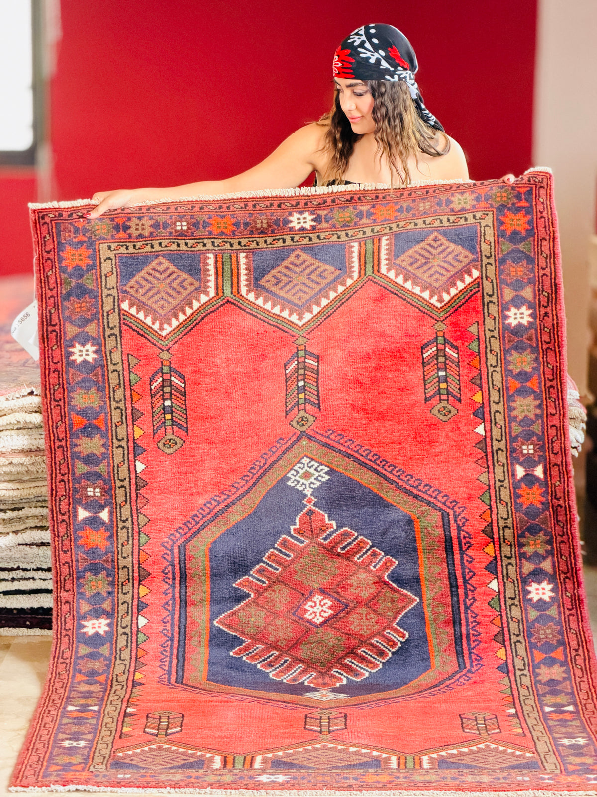 Vintage Coral, Navy Blue Diamond Medallion Area Rug – 6' 2" x 3' 10" (187 x 118 cm)
