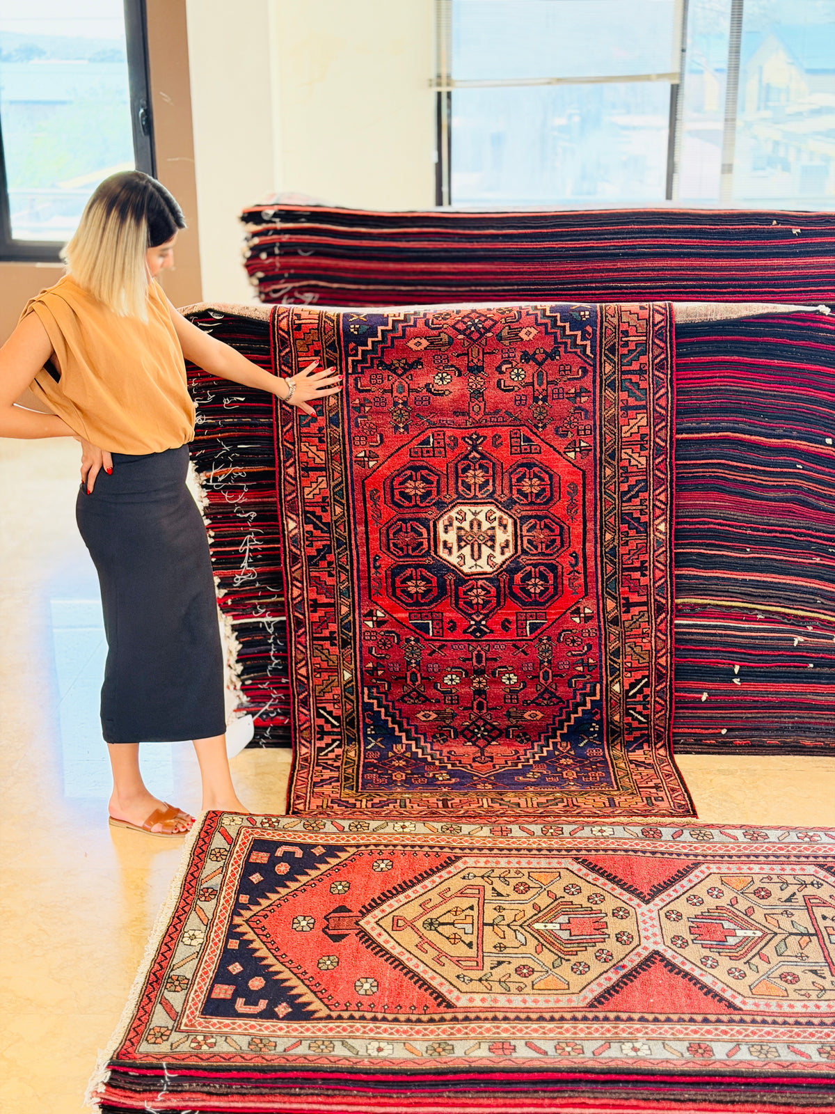 Vintage Rust Red, Navy Blue Central Medallion Hand-Knotted Area Rug – 6' 8" x 3' 7" (204 x 109 cm)