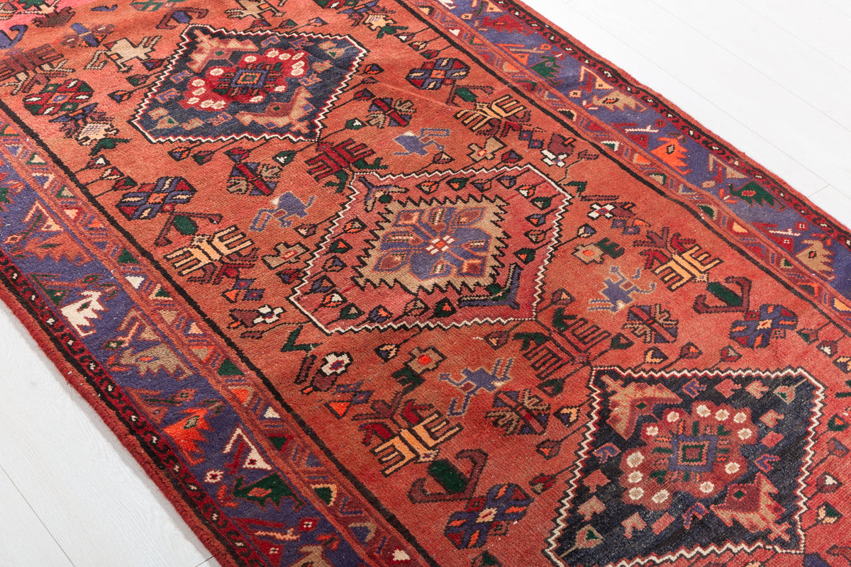 Vintage Geometric Medallion Runner Rug, Rust Red – 9' 4" x 3' 8" (285 x 111 cm)