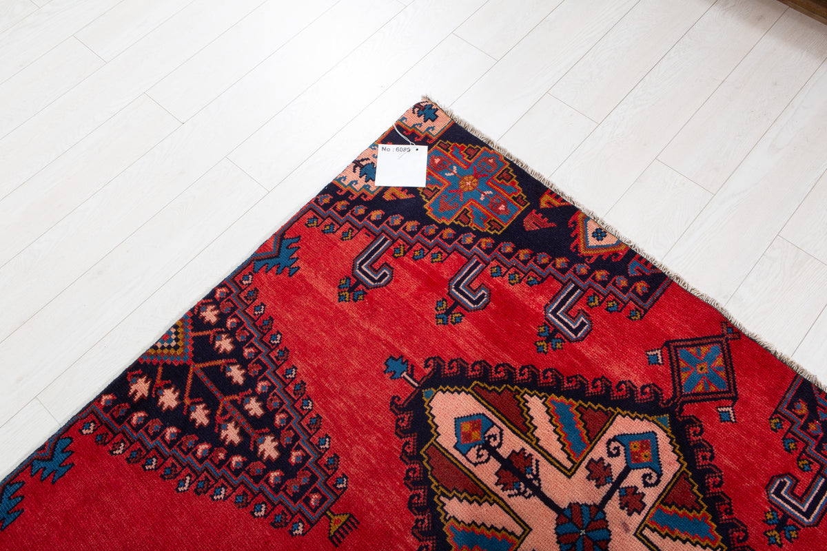 Vintage Red & Blue Geometric Medallion Wool Rug – 5' 0" x 5' 4" (152 x 162 cm)