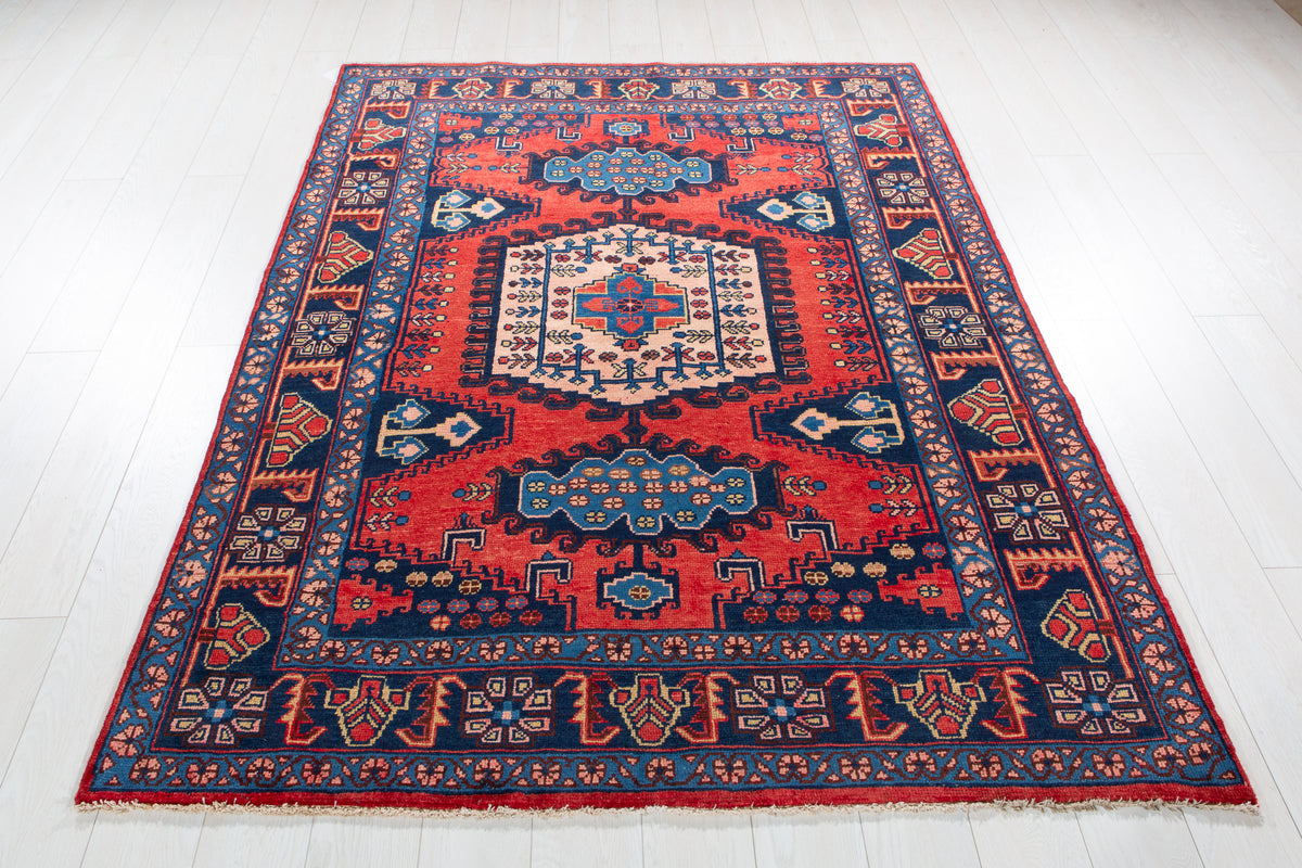 Rare Collectible Vintage Orange Red & Pink Geometric Medallion Wool Rug – 6' 8" x 5' 2" (204 x 158 cm)