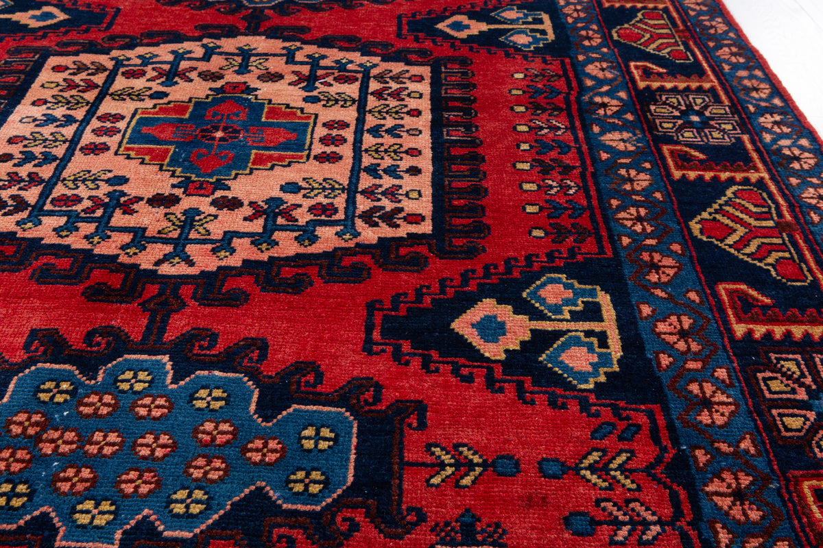 Rare Collectible Vintage Orange Red & Pink Geometric Medallion Wool Rug – 6' 8" x 5' 2" (204 x 158 cm)
