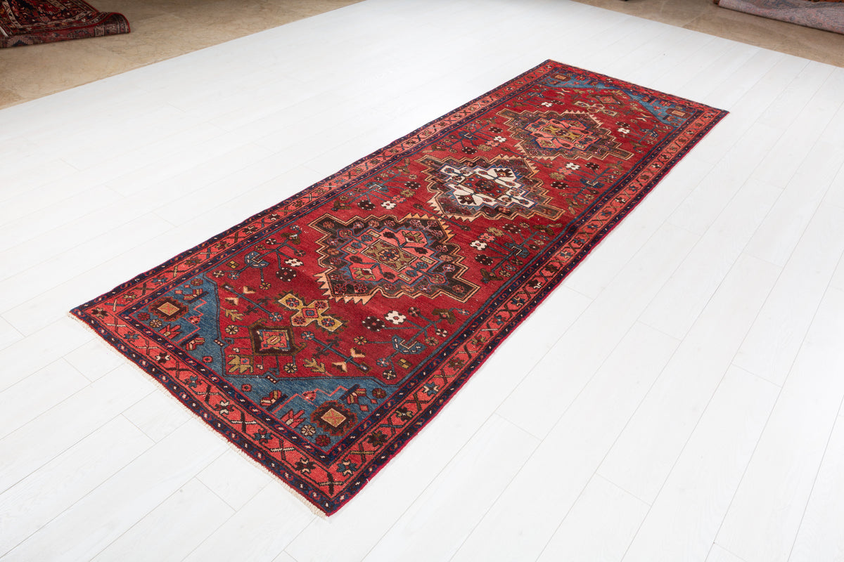 Vintage Repeating Medallion Runner Rug, Red & Blue – 9' 7" x 3' 5" (293 x 104 cm)