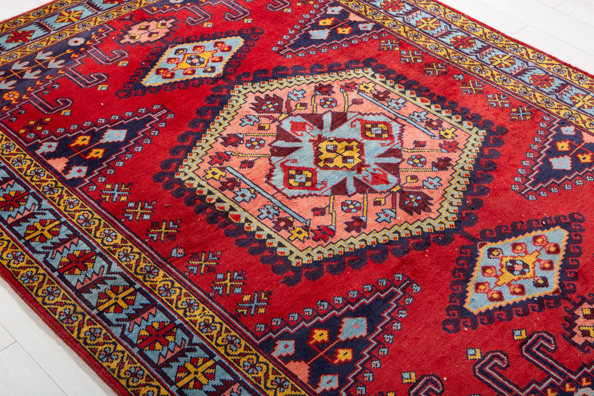 Vintage Orange Red & Pink Geometric Medallion Wool Rug – 6' 9" x 5' 1" (206 x 156 cm)