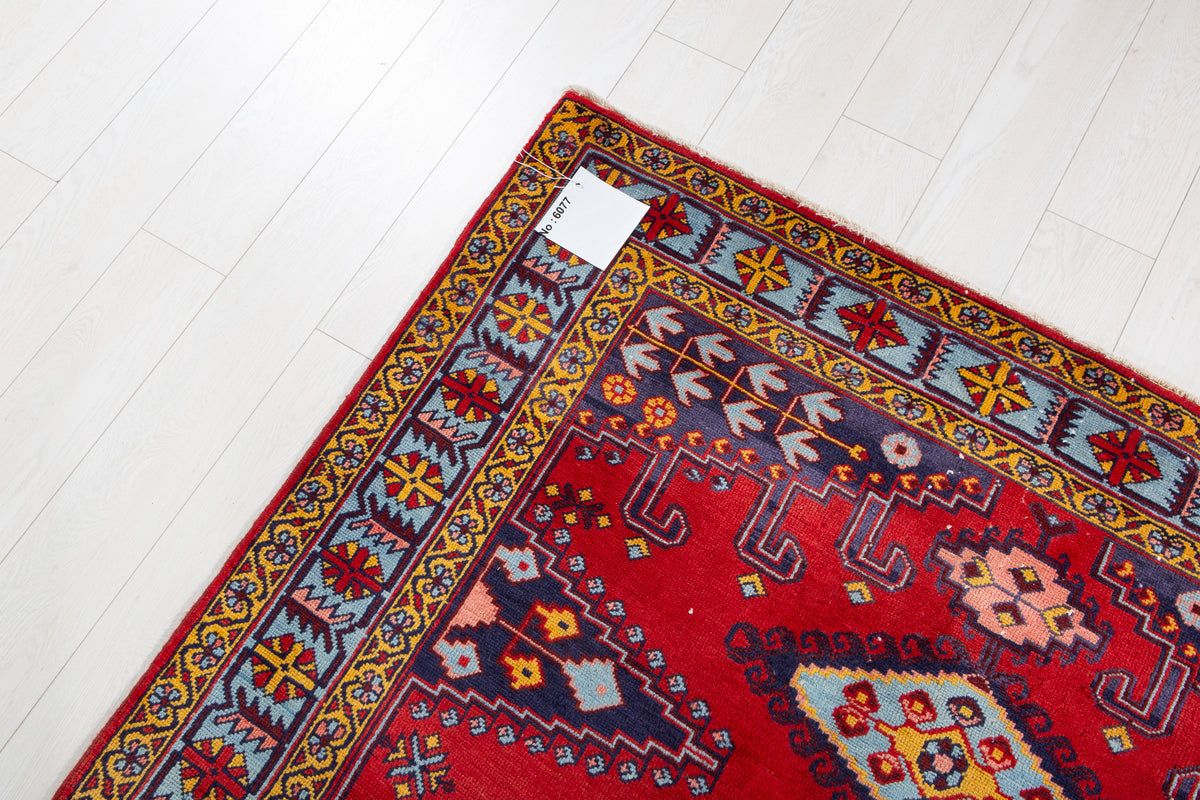 Vintage Orange Red & Pink Geometric Medallion Wool Rug – 6' 9" x 5' 1" (206 x 156 cm)