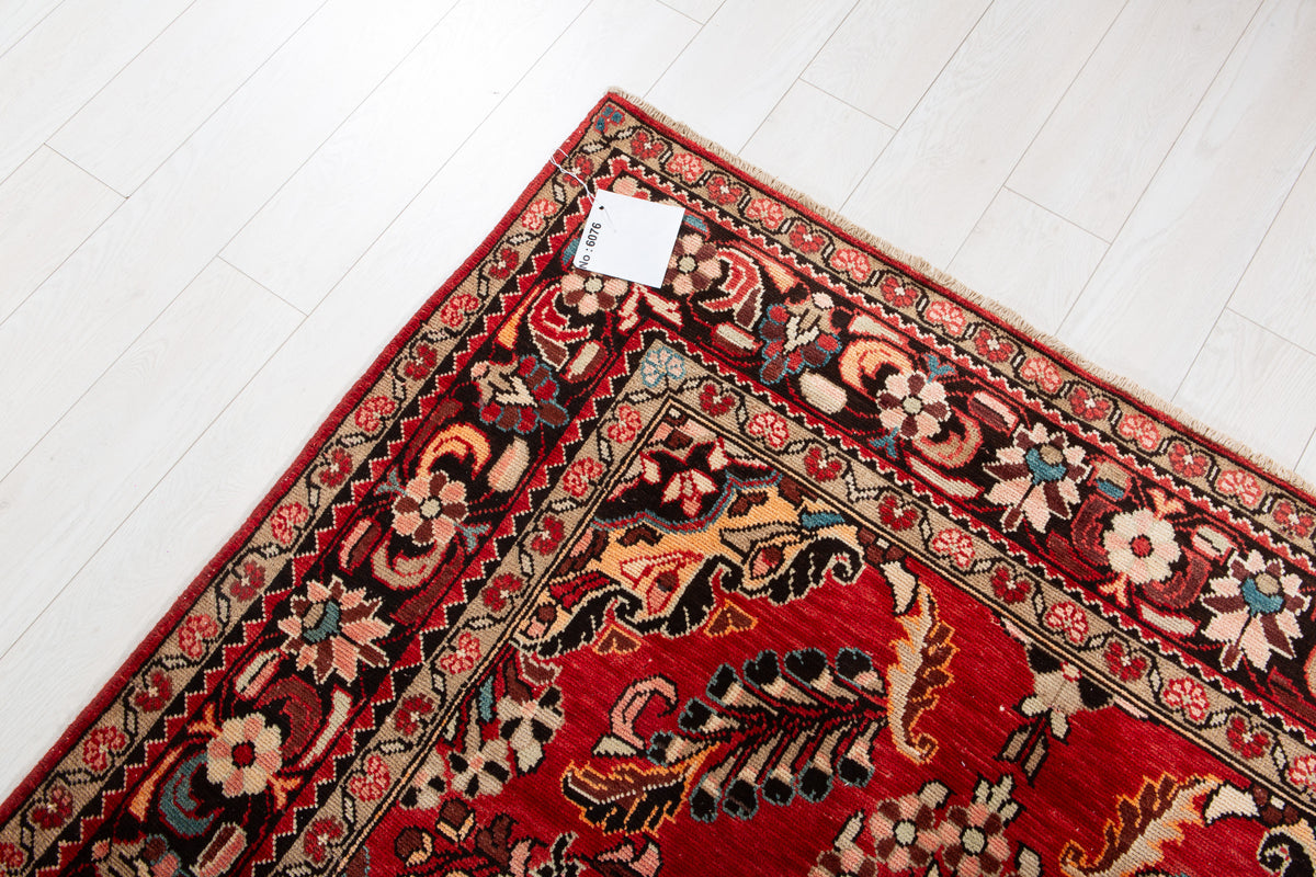 Rare Collectible Antique Red Floral Wool Rug – 6' 11" x 5' 3" (210 x 159 cm)