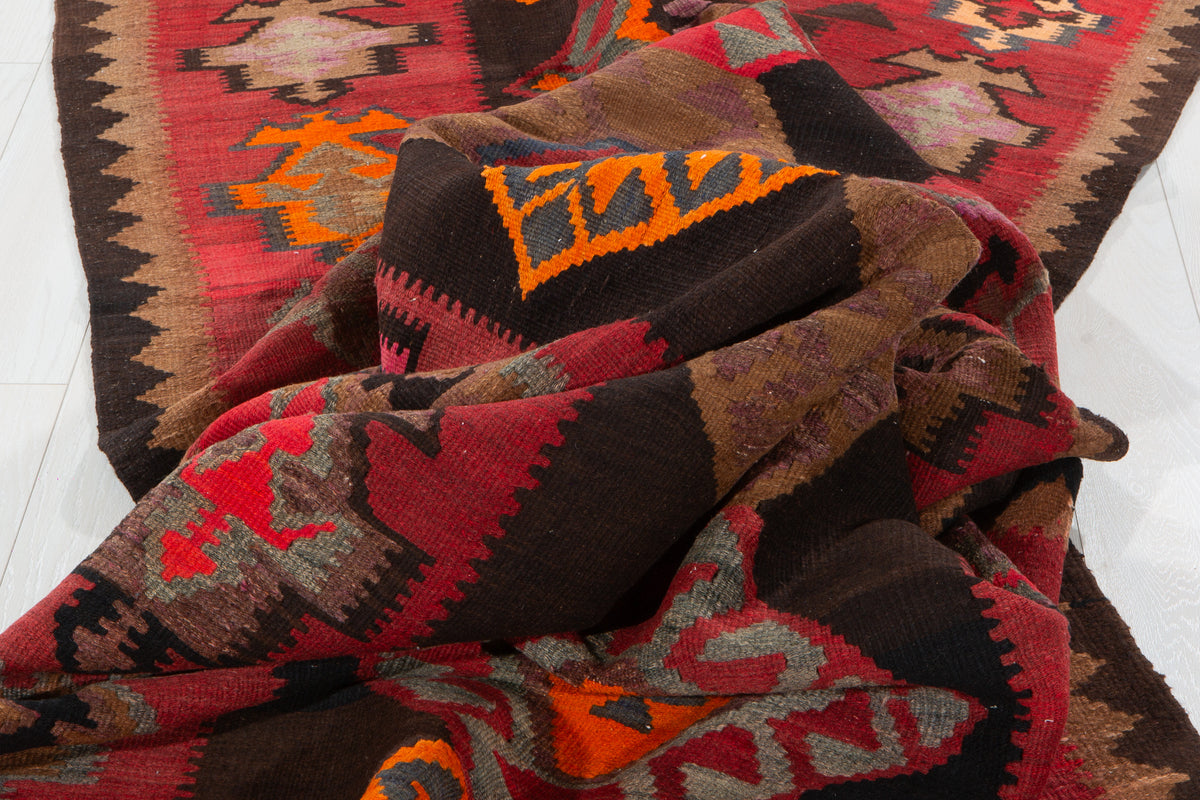 Vintage Black & Red Handwoven Kilim – 11' 10" x 4' 10" (361 x 147 cm)