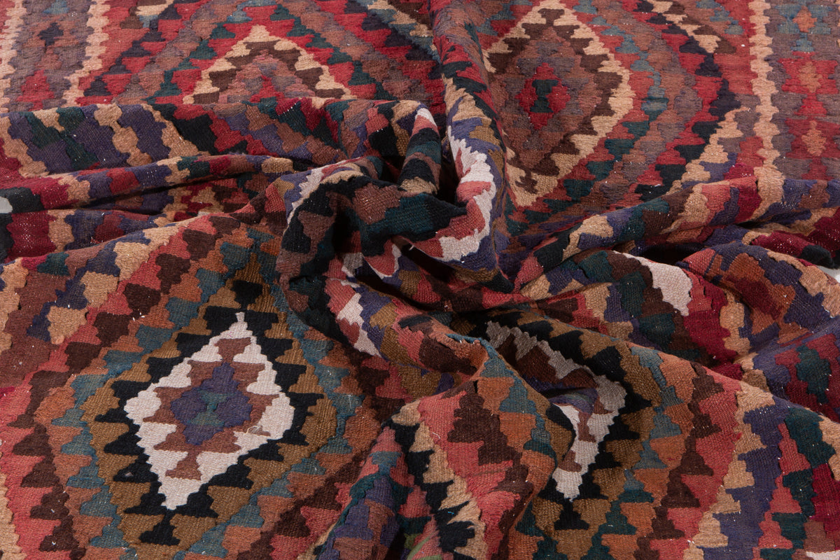 Vintage Multicolour Handwoven Kilim – 11' 1" x 5' 9" (337 x 174 cm)
