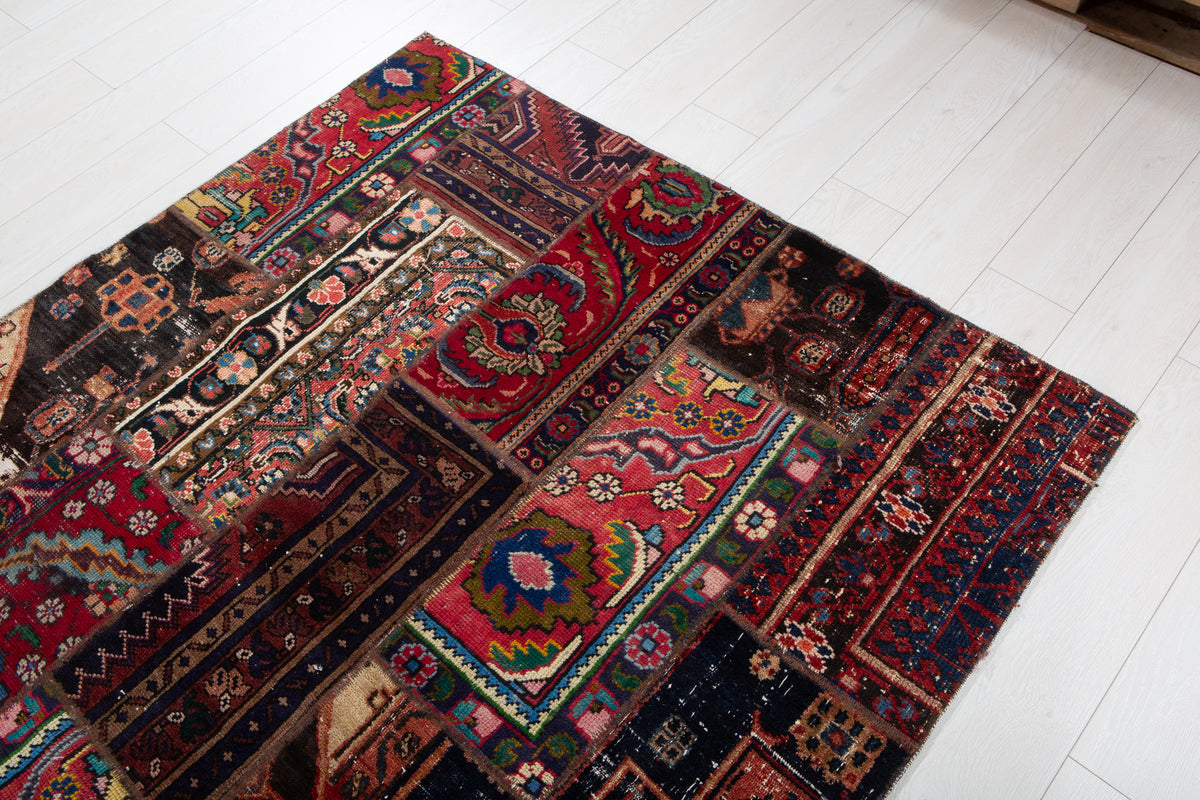 Vintage Multicolour Hand-Knotted Patchwork Rug – 6' 9" x 4' 8" (207 x 141 cm)