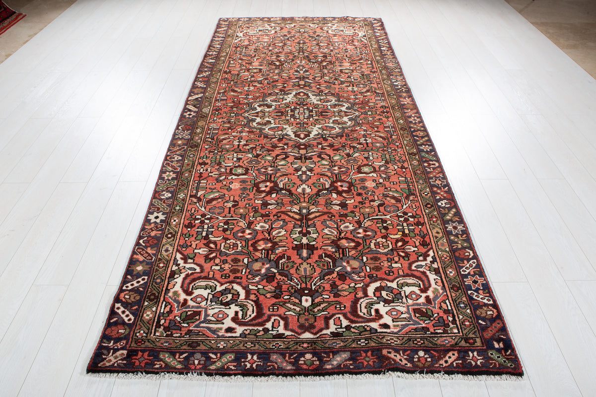 Vintage Red Hand-Knotted Wool Rug – 10' 5" x 4' 7" (318 x 139 cm)