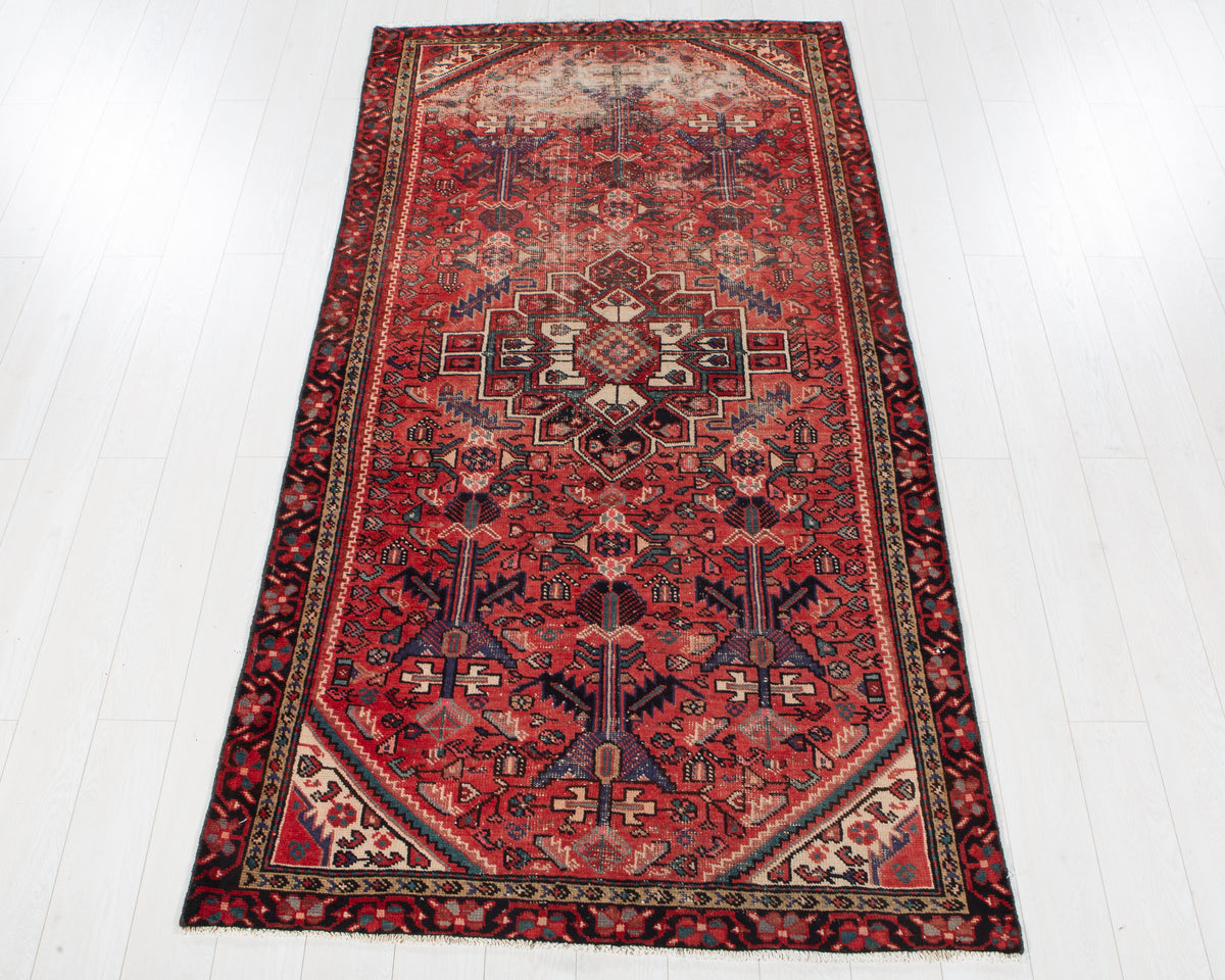 Antique Red Hand-Knotted Wool Rug – 8' 5" x 4' 4" (256 x 132 cm)