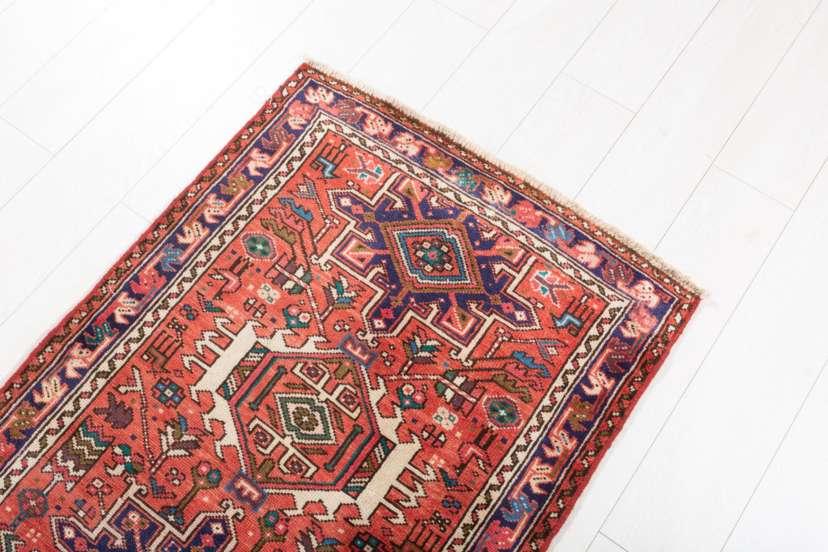 Vintage Geometric Medallion Narrow Runner Rug, Red – 9' 3" x 2' 6" (283 x 75 cm)
