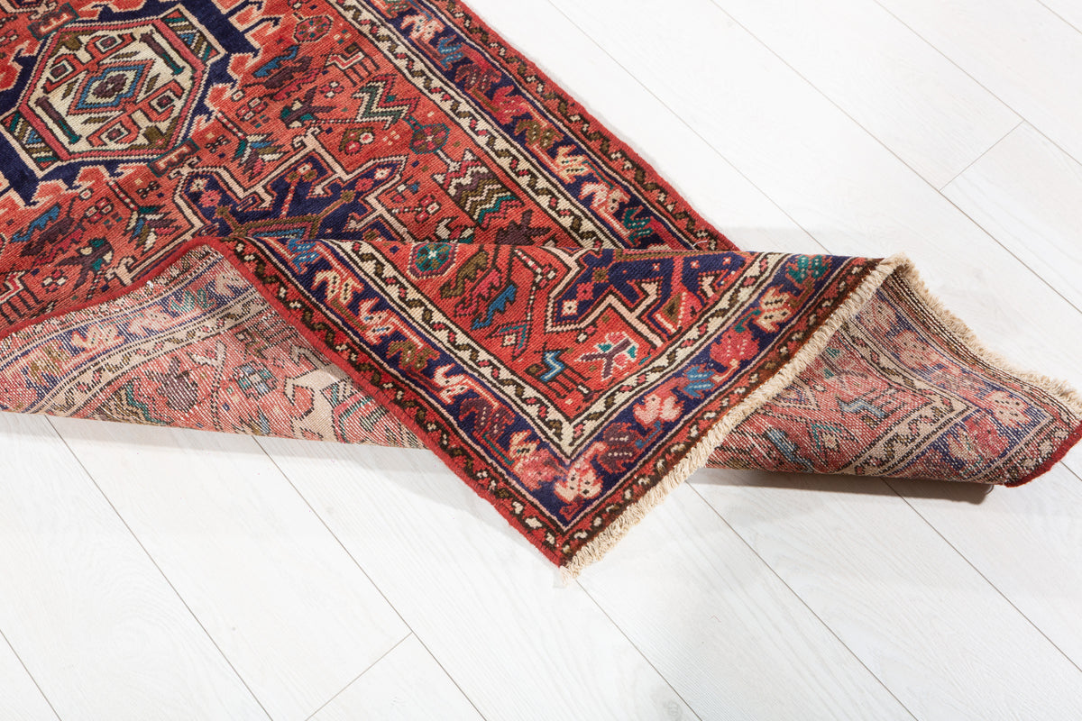 Vintage Geometric Medallion Narrow Runner Rug, Red – 9' 3" x 2' 6" (283 x 75 cm)
