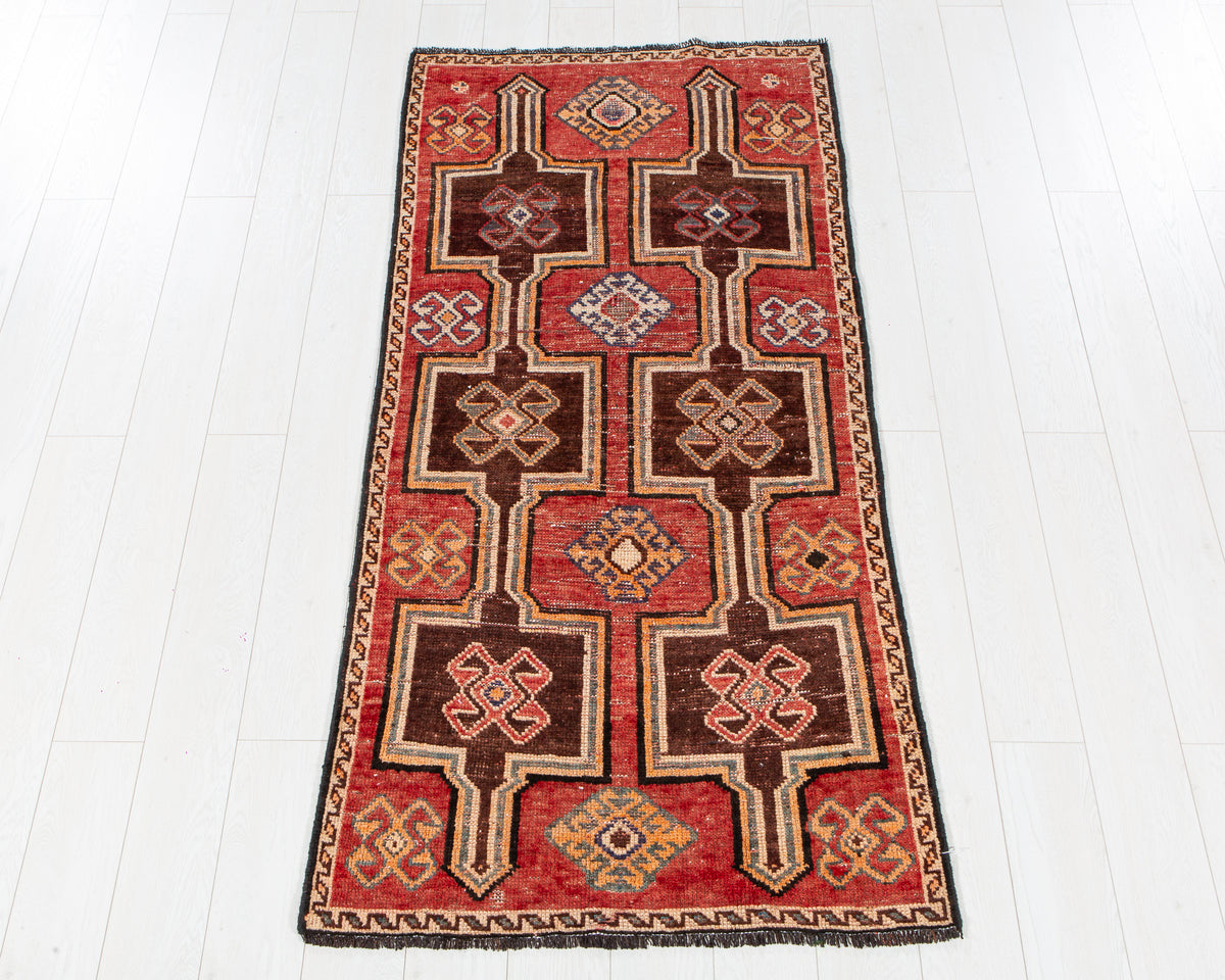 Antique Red Hand-Knotted Wool Rug – 6' 5" x 2' 11" (195 x 90 cm)