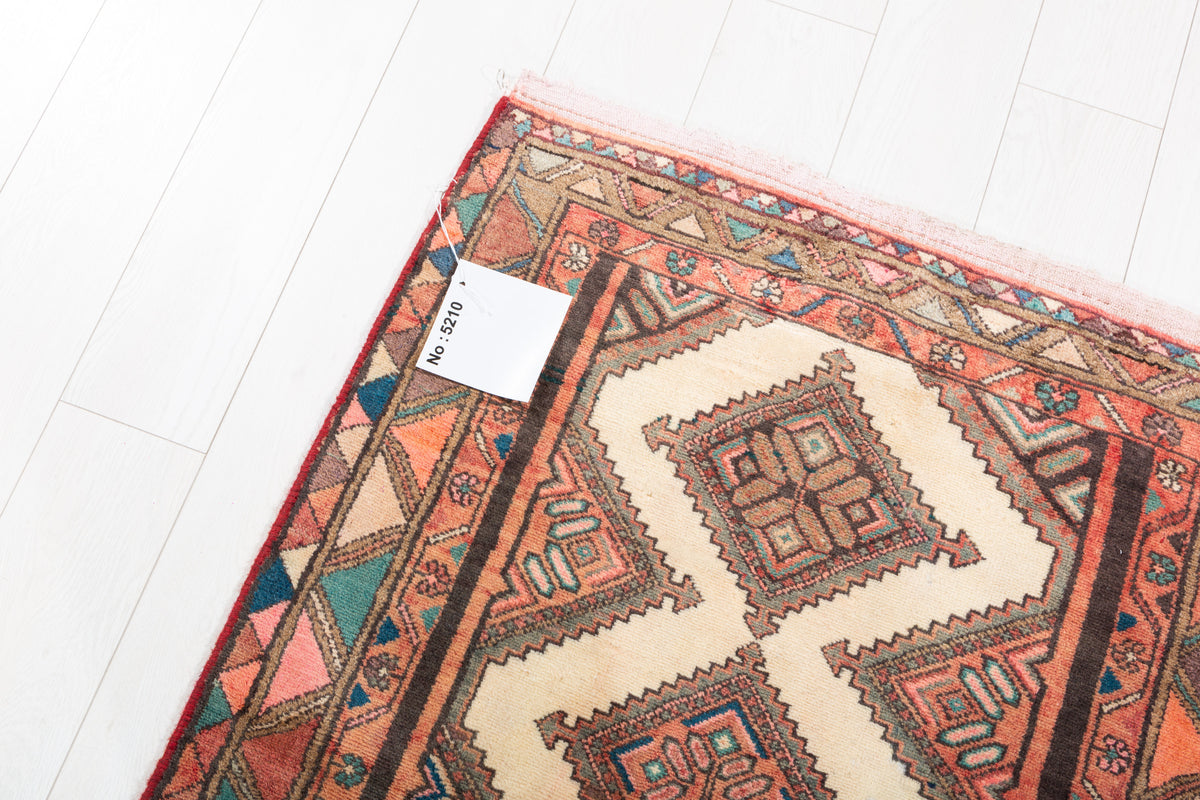 Vintage Geometric Lattice Narrow Runner Rug, Beige – 9' 3" x 2' 11" (283 x 88 cm)