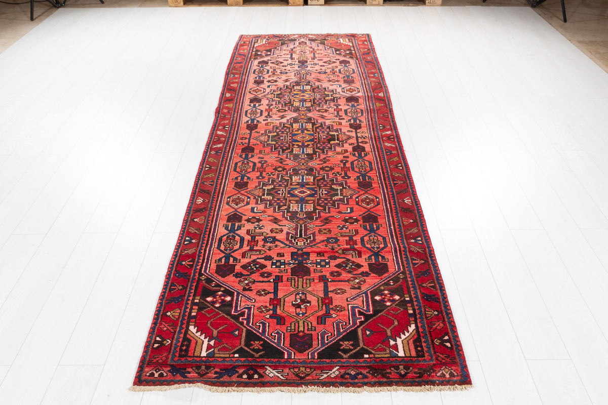 Vintage Faded Geometric Wool Runner, Red & Navy Blue – 9' 10" x 3' 3" (300 x 100 cm)