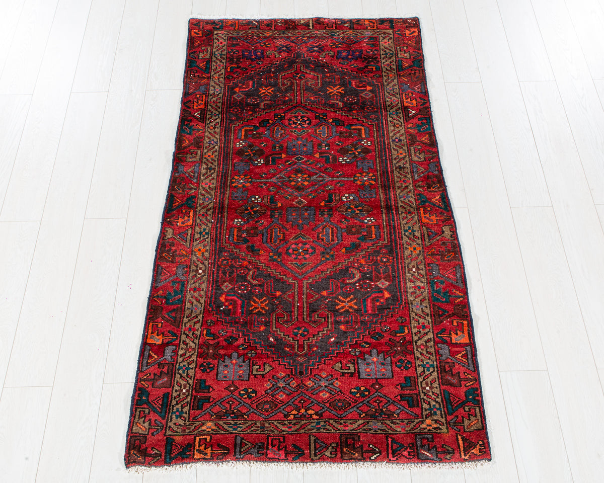Vintage Red Hand-Knotted Wool Rug – 6' 1" x 3' 3" (186 x 98 cm)