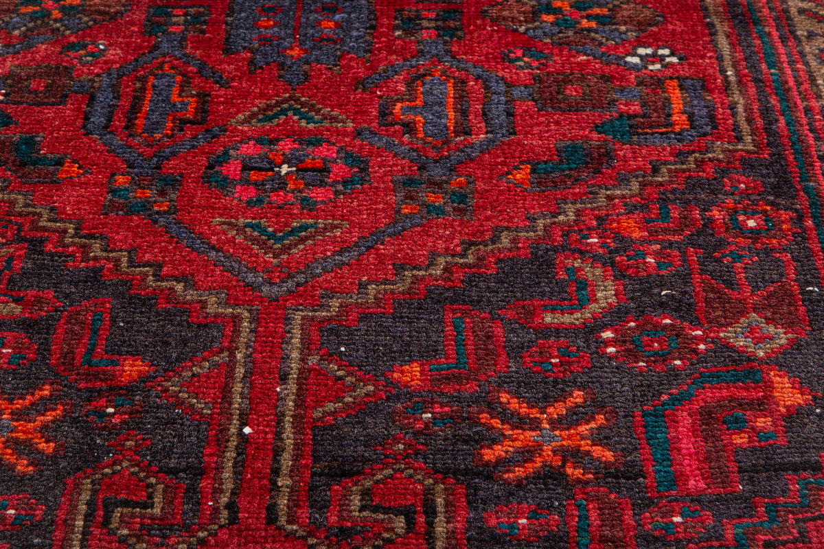 Vintage Red Hand-Knotted Wool Rug – 6' 1" x 3' 3" (186 x 98 cm)