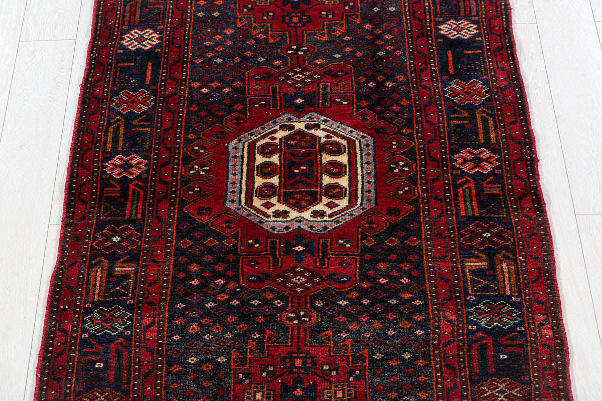 Vintage Navy Blue & Red Hand-Knotted Wool Rug – 7' 3" x 3' 6" (221 x 107 cm)