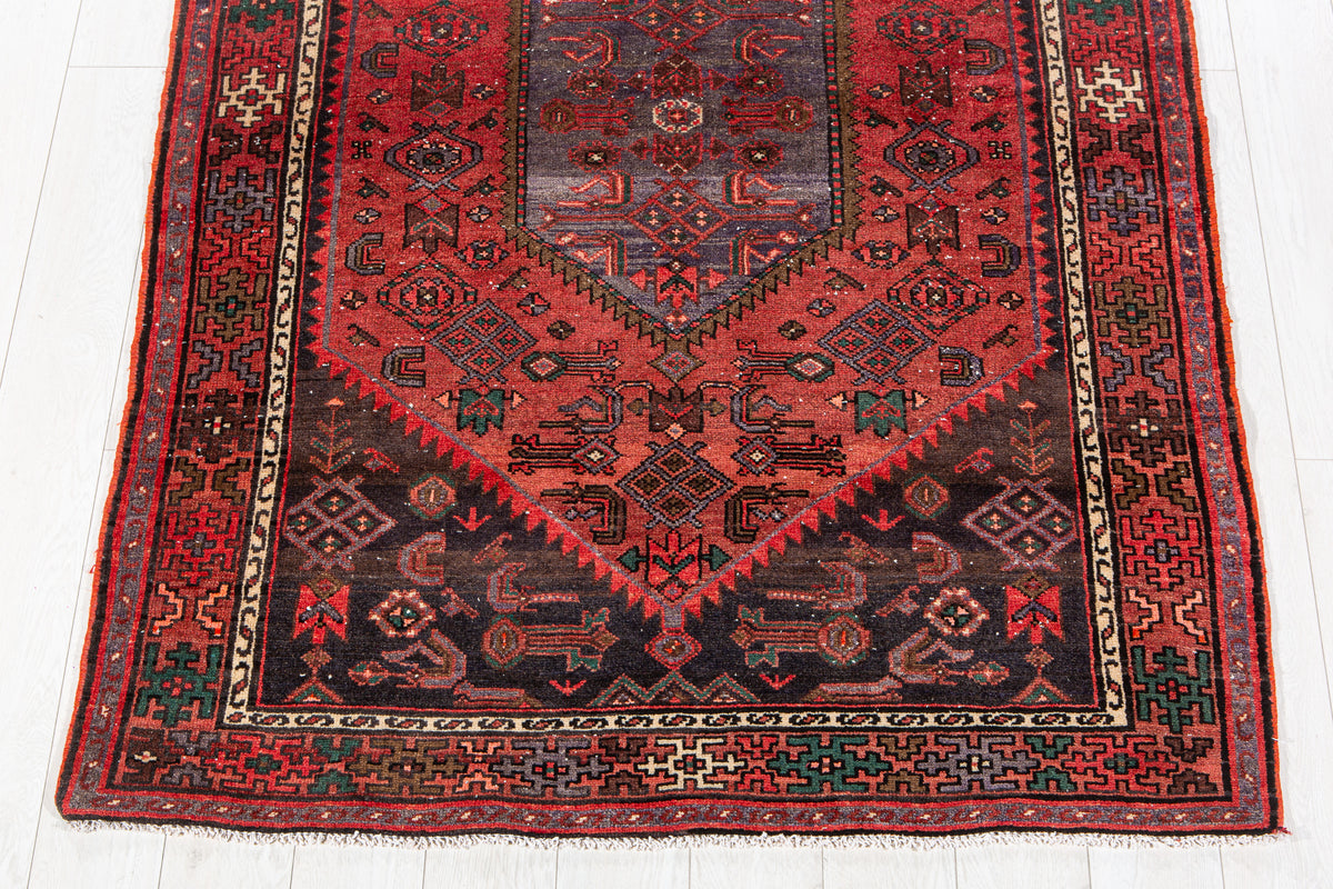Vintage Red Hand-Knotted Wool Rug – 6' 7" x 4' 7" (200 x 139 cm)