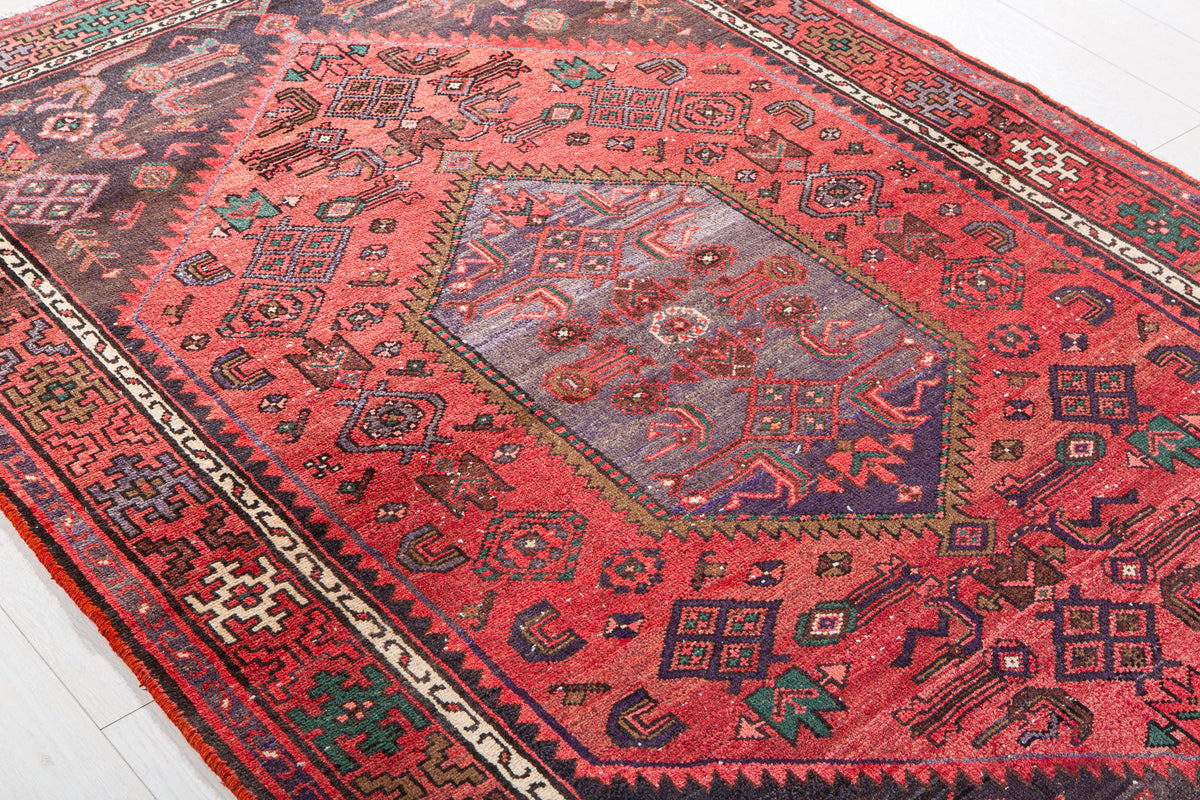 Vintage Red Hand-Knotted Wool Rug – 6' 7" x 4' 7" (200 x 139 cm)