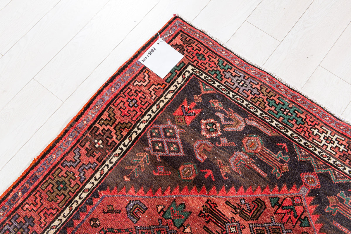 Vintage Red Hand-Knotted Wool Rug – 6' 7" x 4' 7" (200 x 139 cm)