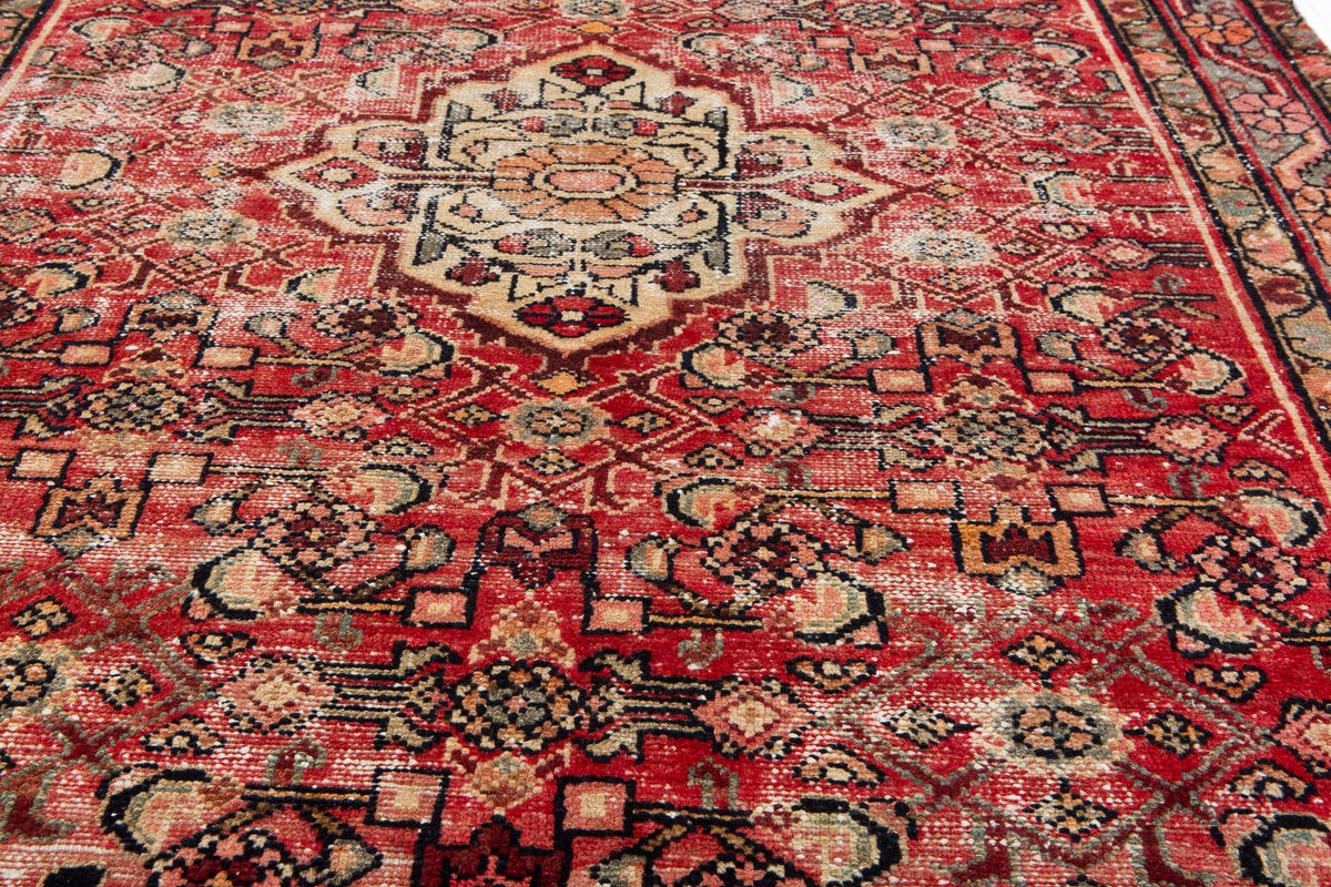 Tapis ancien en laine nouée à la main, rouge – 6' 11" x 4' 3" (211 x 130 cm)