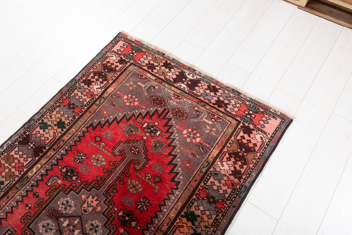 Semi-Antique Linked-Medallion Runner Rug, Red & Salmon Pink – 10' 2" x 3' 6" (311 x 106 cm)