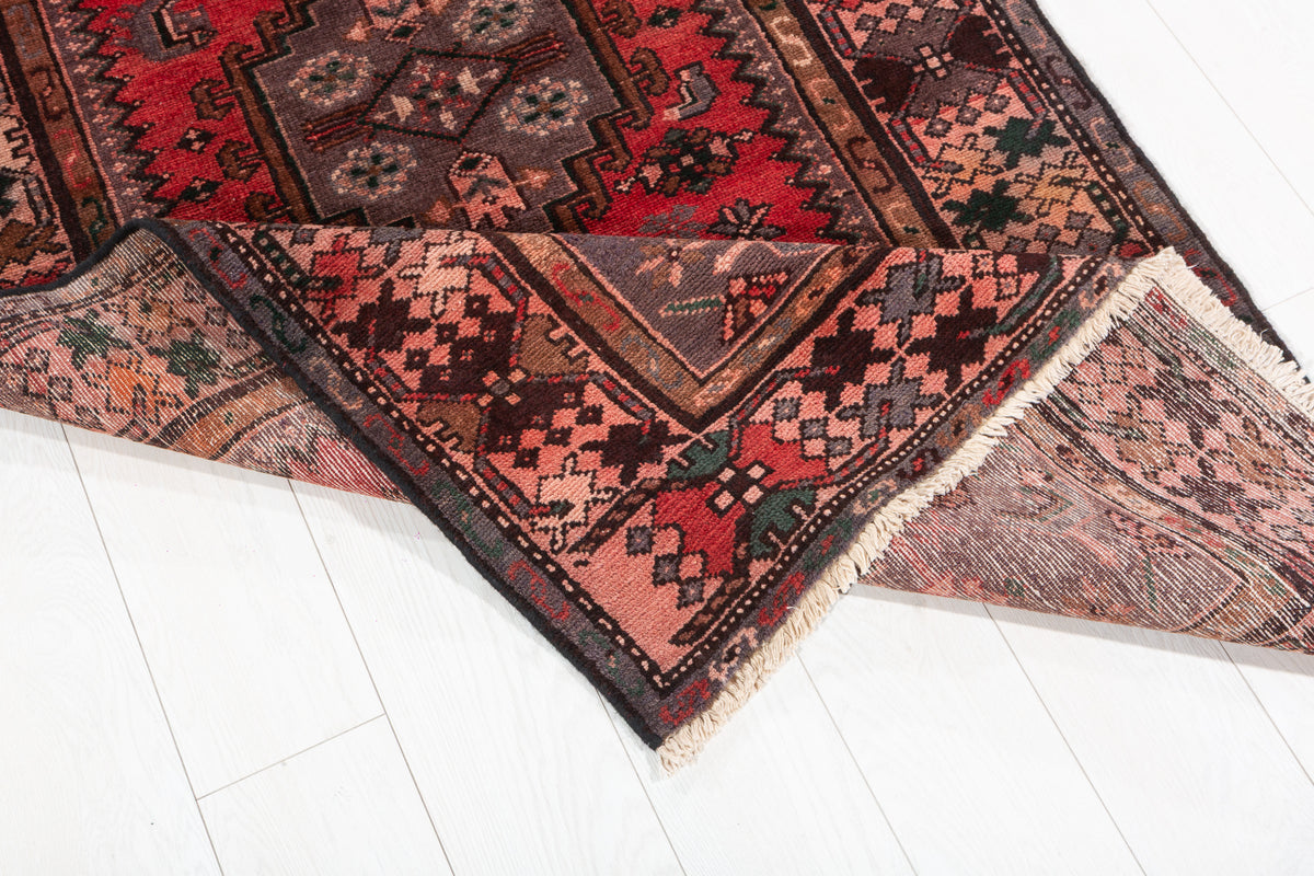 Semi-Antique Linked-Medallion Runner Rug, Red & Salmon Pink – 10' 2" x 3' 6" (311 x 106 cm)
