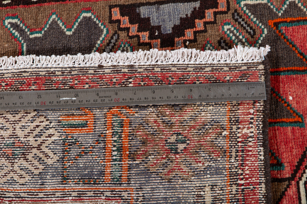 Tapis vintage en laine nouée à la main, rouge délavé et bleu – 6' 2" x 3' 5" (189 x 103 cm)