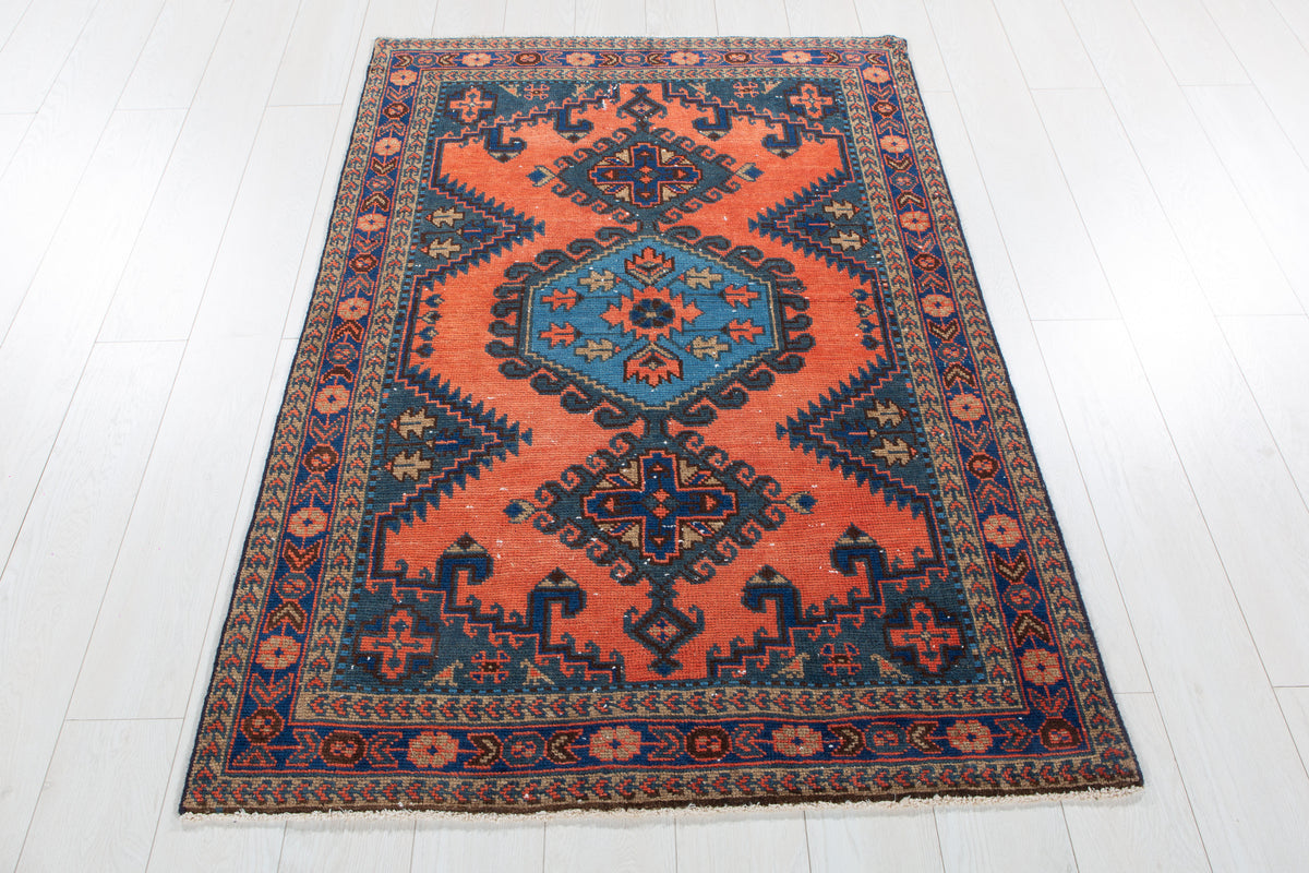 Small Vintage Orange-Red & Blue Rug – 5' 1" x 3' 6" (154 x 107 cm)