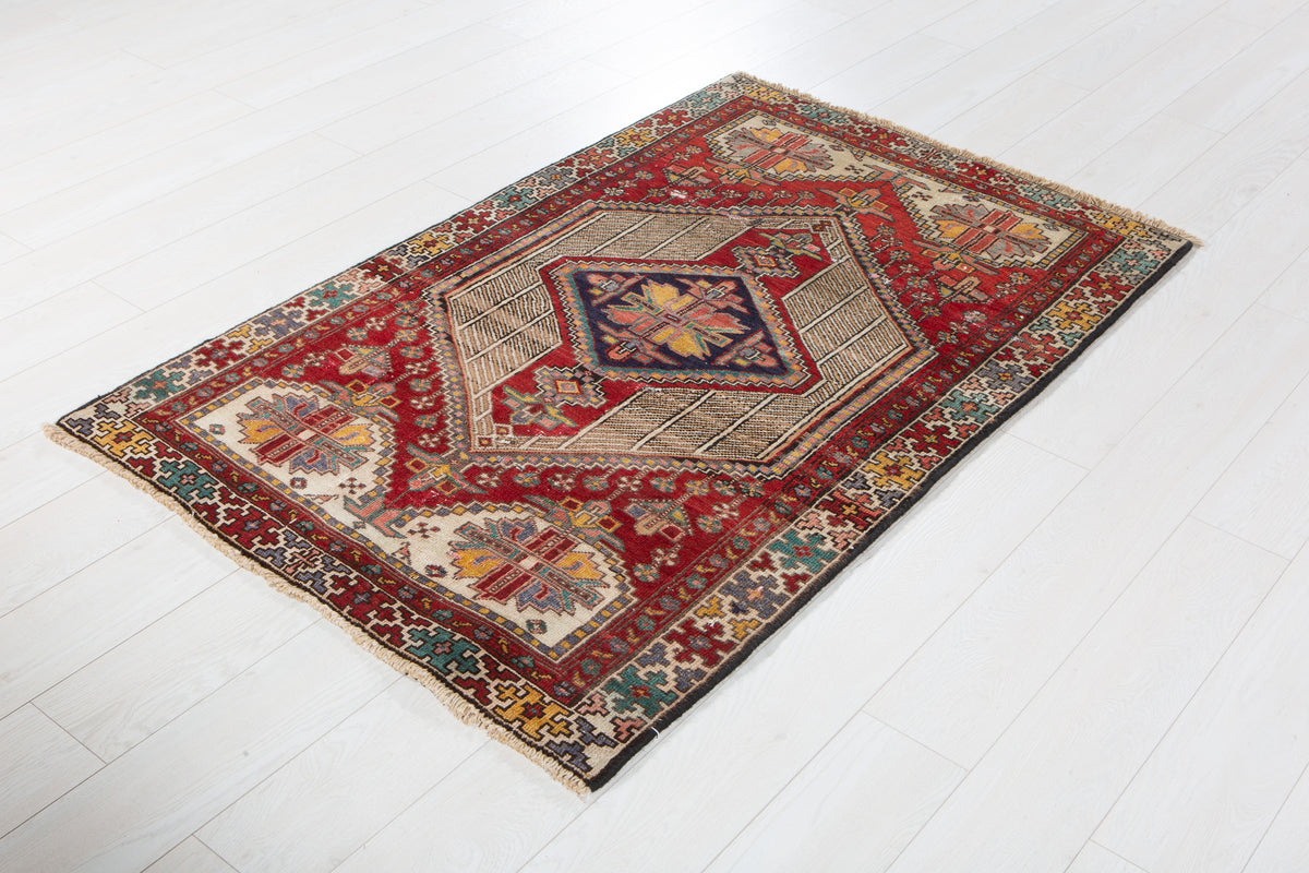 Small Antique Camel Brown & Red Rug – 5' 4" x 3' 4" (162 x 102 cm)