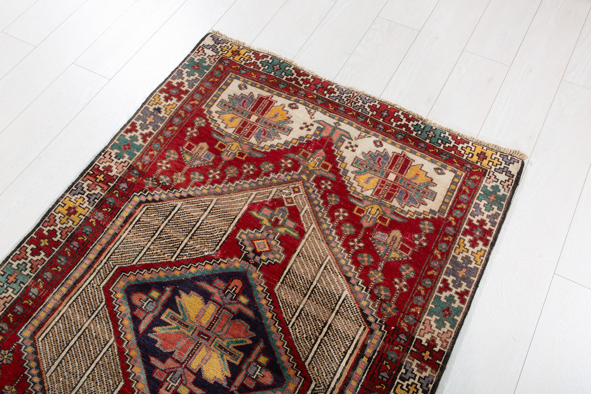 Small Antique Camel Brown & Red Rug – 5' 4" x 3' 4" (162 x 102 cm)