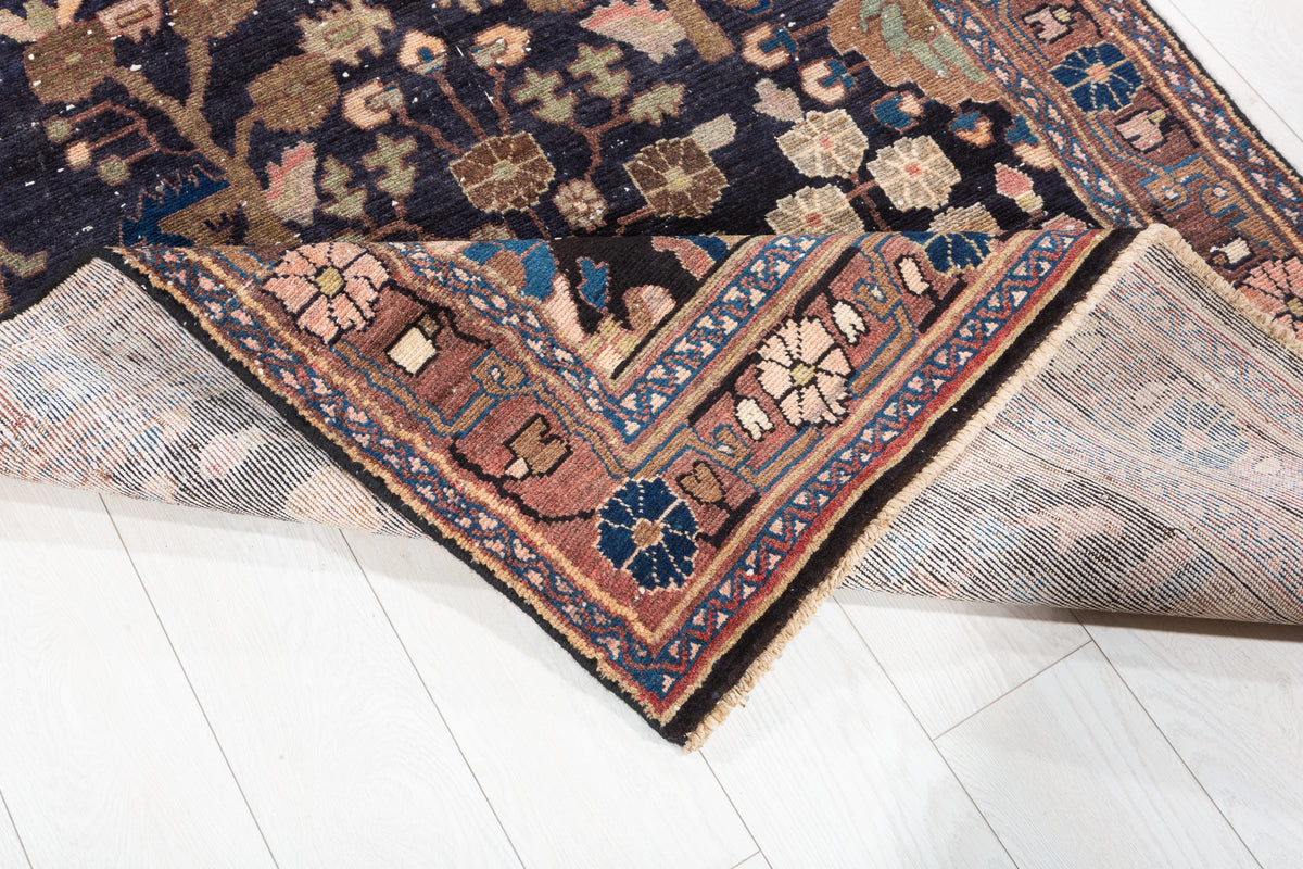 Antique Floral Medallion Wool Rug, Deep Navy Blue & Rust Red – 8' 9" x 3' 11" (266 x 119 cm)