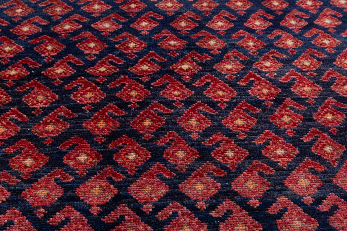 Small Antique Navy Blue Rug – 4' 8" x 3' 1" (142 x 93 cm)