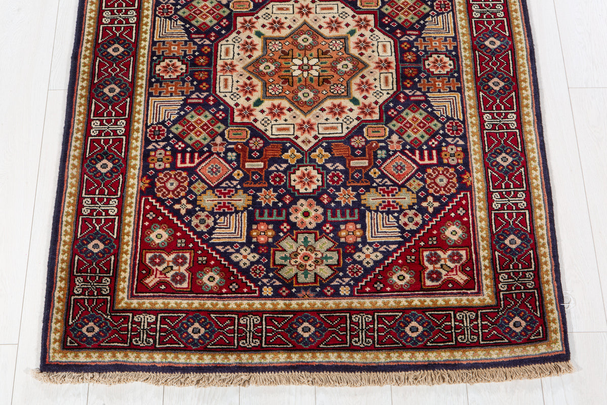 Small Vintage Navy Blue Rug – 4' 11" x 3' 5" (149 x 105 cm)