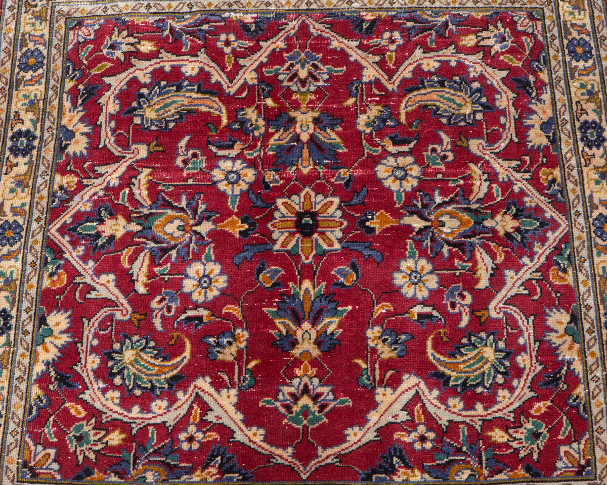 Small Antique Red Rug – 3' 7" x 3' 4" (110 x 101 cm)