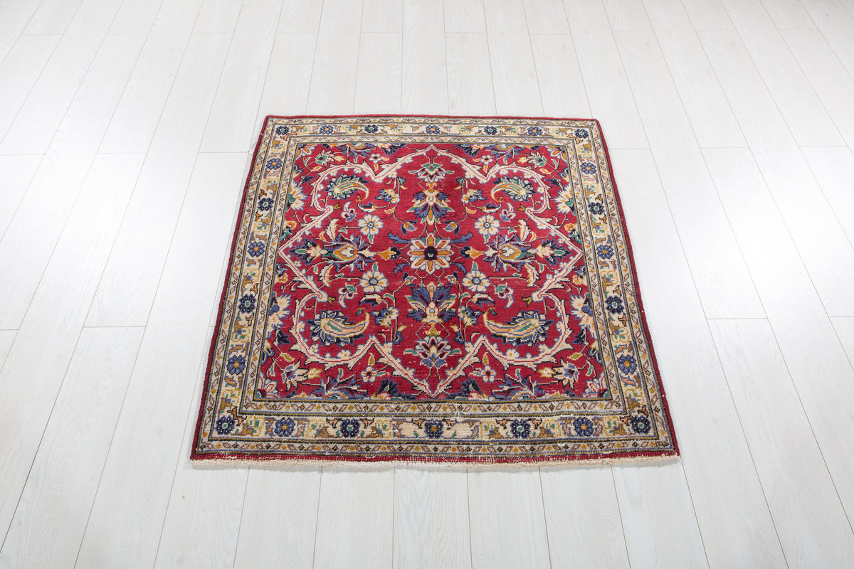 Small Antique Red Rug – 3' 7" x 3' 4" (110 x 101 cm)