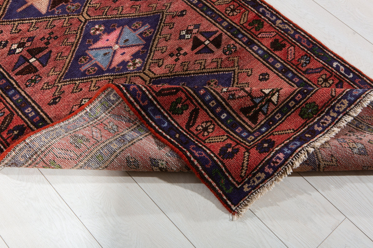 Small Vintage Rust Red Rug – 5' 0" x 2' 9" (153 x 85 cm)