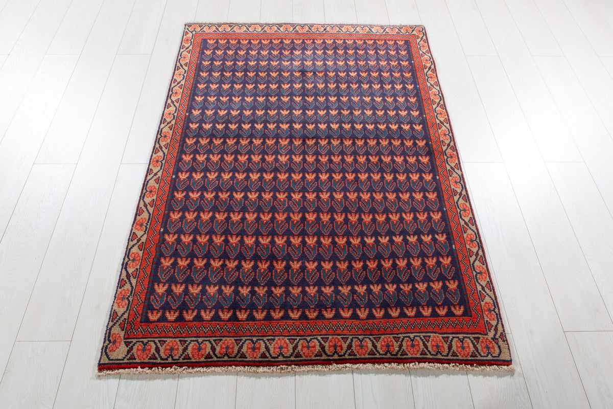 Small Vintage Navy Blue Rug – 4' 11" x 3' 6" (150 x 106 cm)