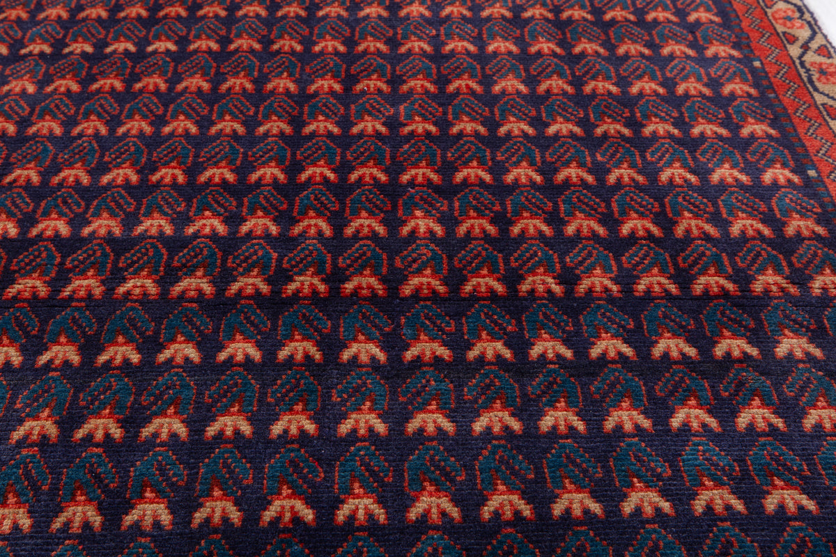 Small Vintage Navy Blue Rug – 4' 11" x 3' 6" (150 x 106 cm)