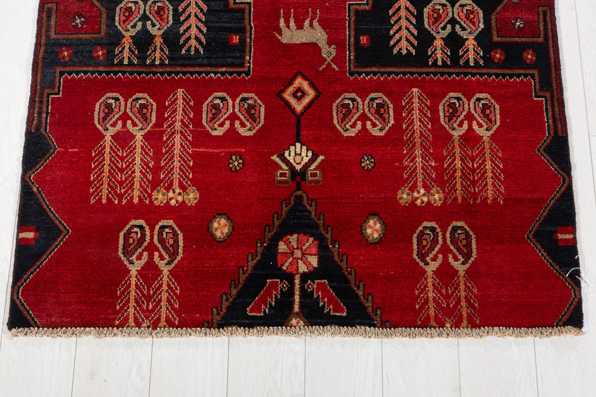 Small Vintage Red Rug – 3' 8" x 3' 4" (112 x 101 cm)