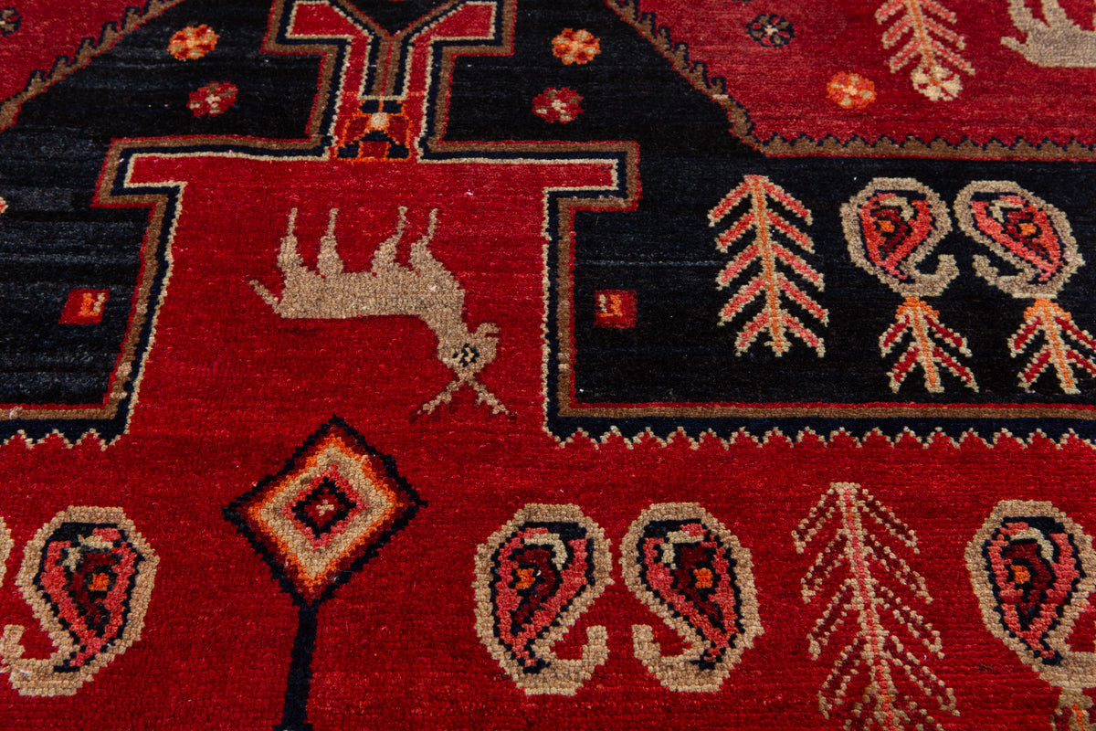 Small Vintage Red Rug – 3' 8" x 3' 4" (112 x 101 cm)