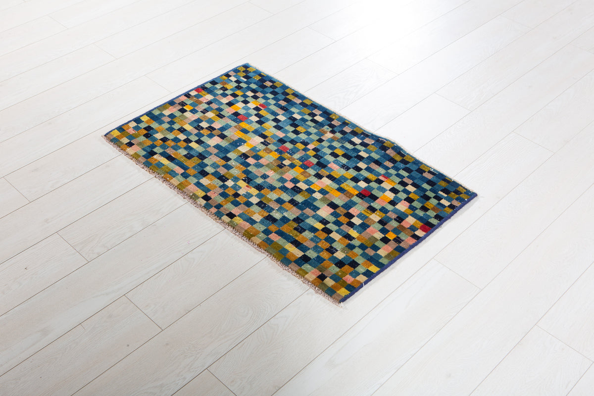 Small Antique Multicolor Rug – 3' 1" x 1' 10" (93 x 57 cm)