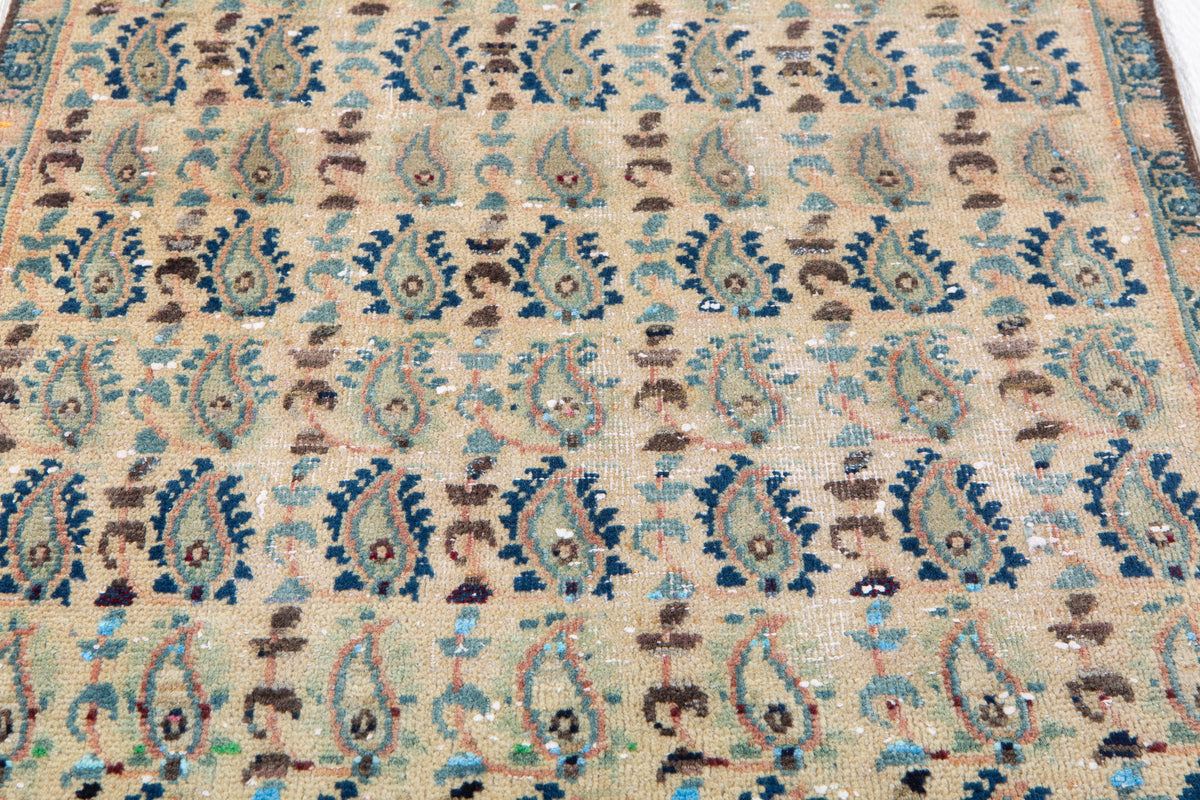 Small Antique Beige, Blue Rug – 2' 2" x 1' 9" (67 x 53 cm)