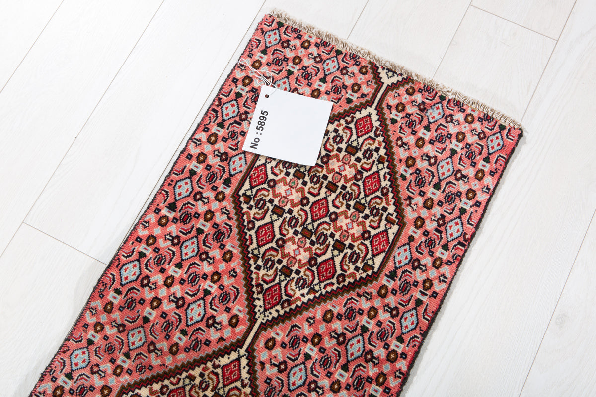 Small Antique Coral Pink Rug – 4' 1" x 1' 5" (124 x 43 cm)