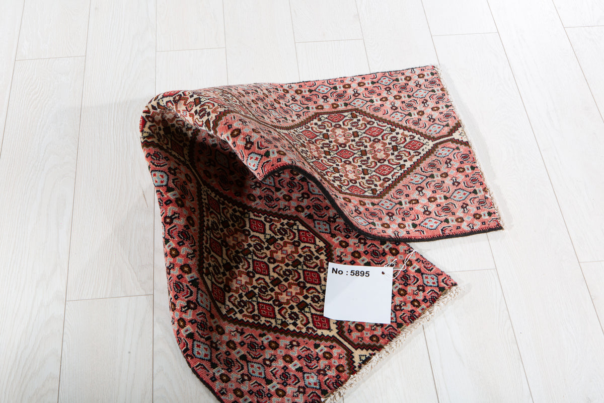 Small Antique Coral Pink Rug – 4' 1" x 1' 5" (124 x 43 cm)