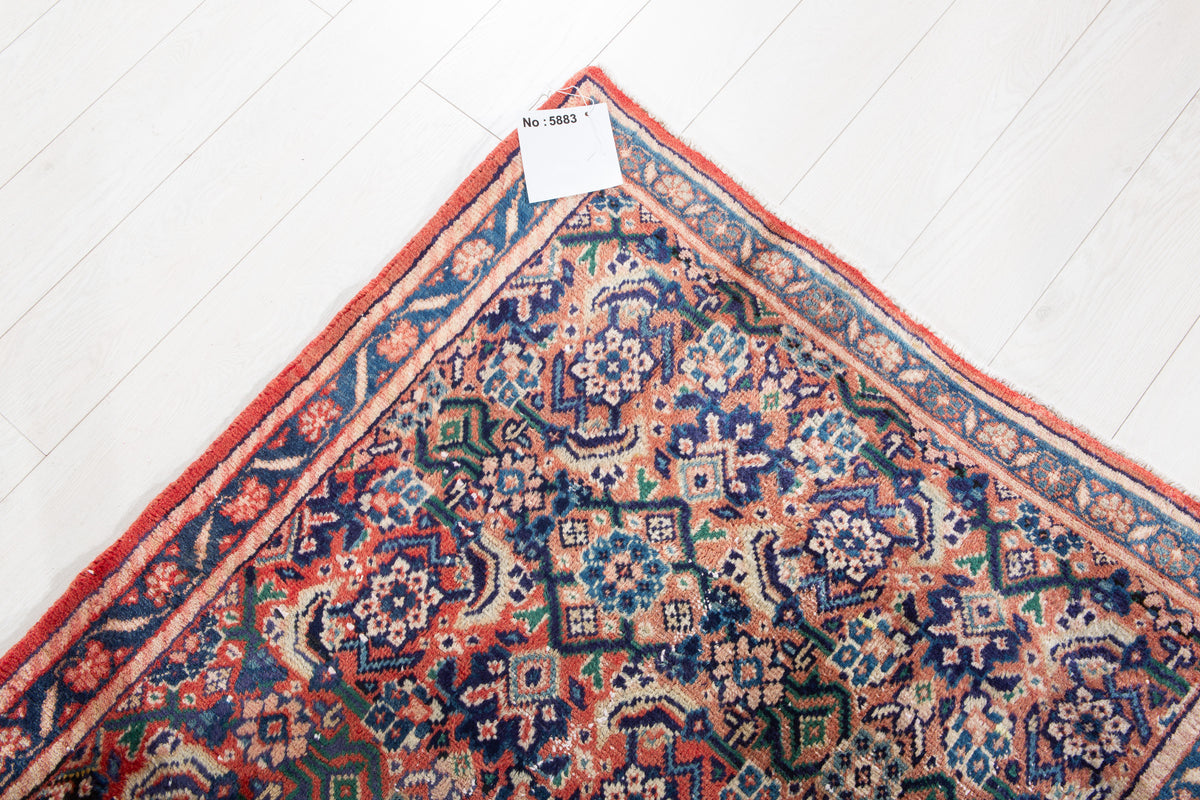 Small Antique Faded Red Rug – 5' 0" x 3' 5" (153 x 103 cm)