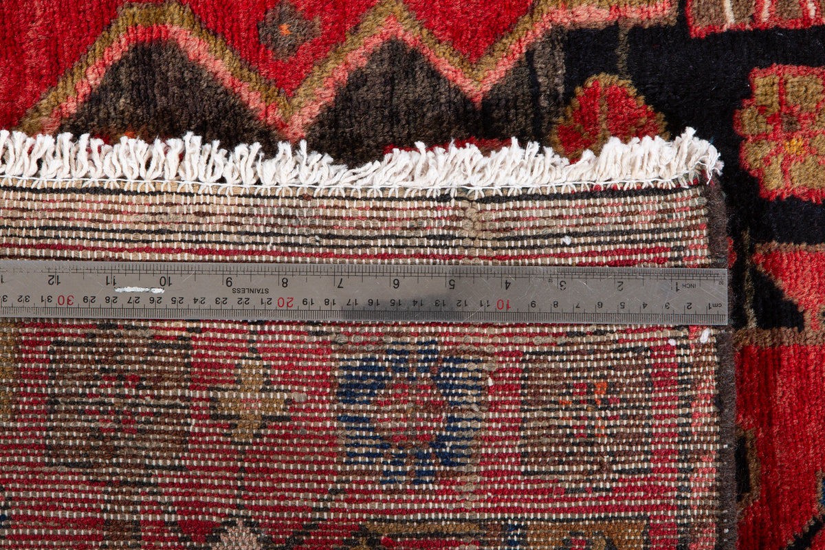 Small Vintage Charcoal Black, Red Rug – 5' 1" x 3' 6" (155 x 106 cm)