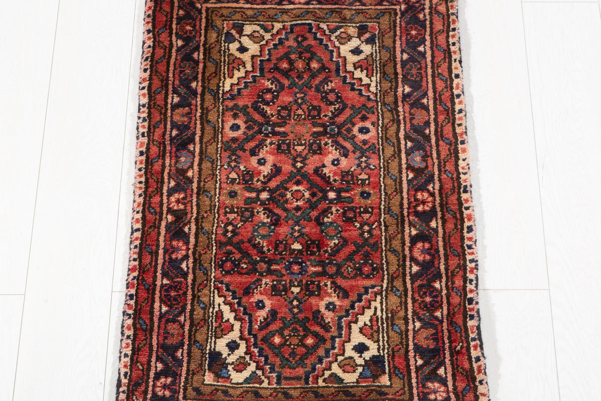 Small Vintage Red Rug – 3' 3" x 1' 11" (99 x 59 cm)